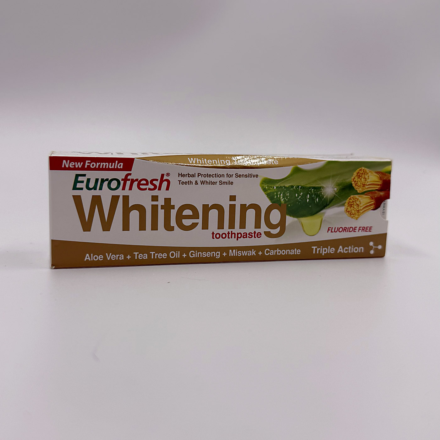 Farmasi Eurofresh Aloe Veralı Misvaklı Beyazlatıcı Diş Macunu 112 gr